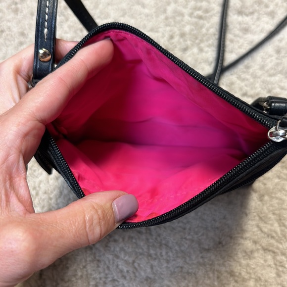 Dooney and bourke crossbody - Picture 3 of 5